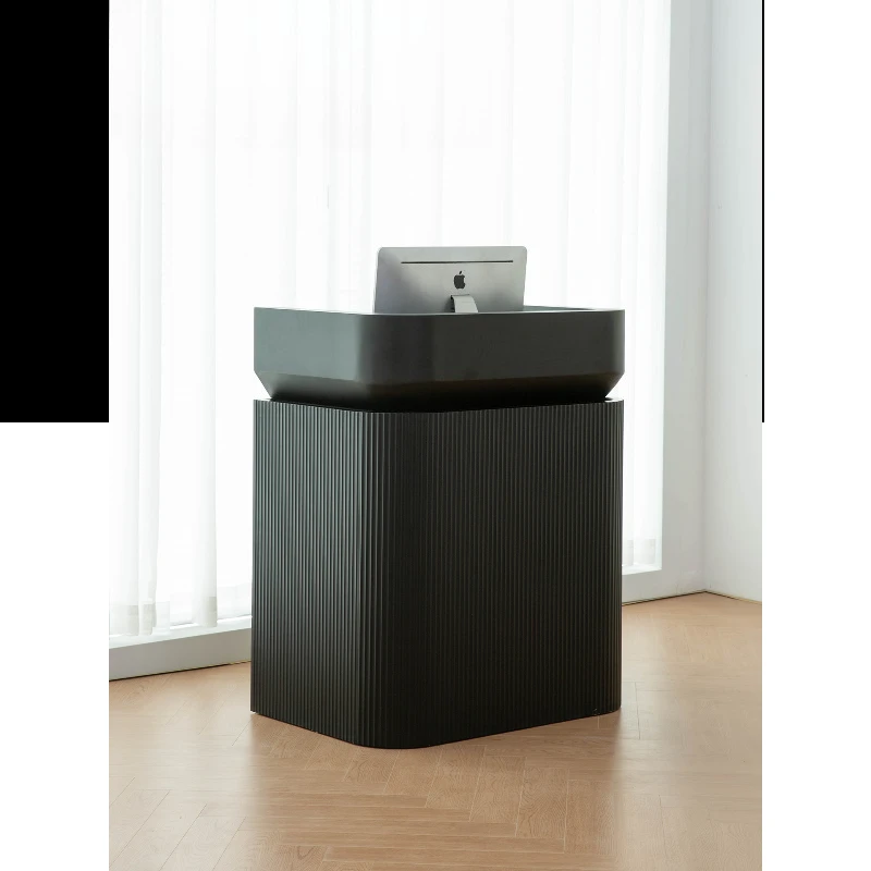 Касса Черная краска Вход в ресторане Стол приветствия Стойка регистрации Небольшой информационный стол
Касса Черная краска Вход в ресторане Стол приветствия Стойка регистрации Небольшой информационный стол