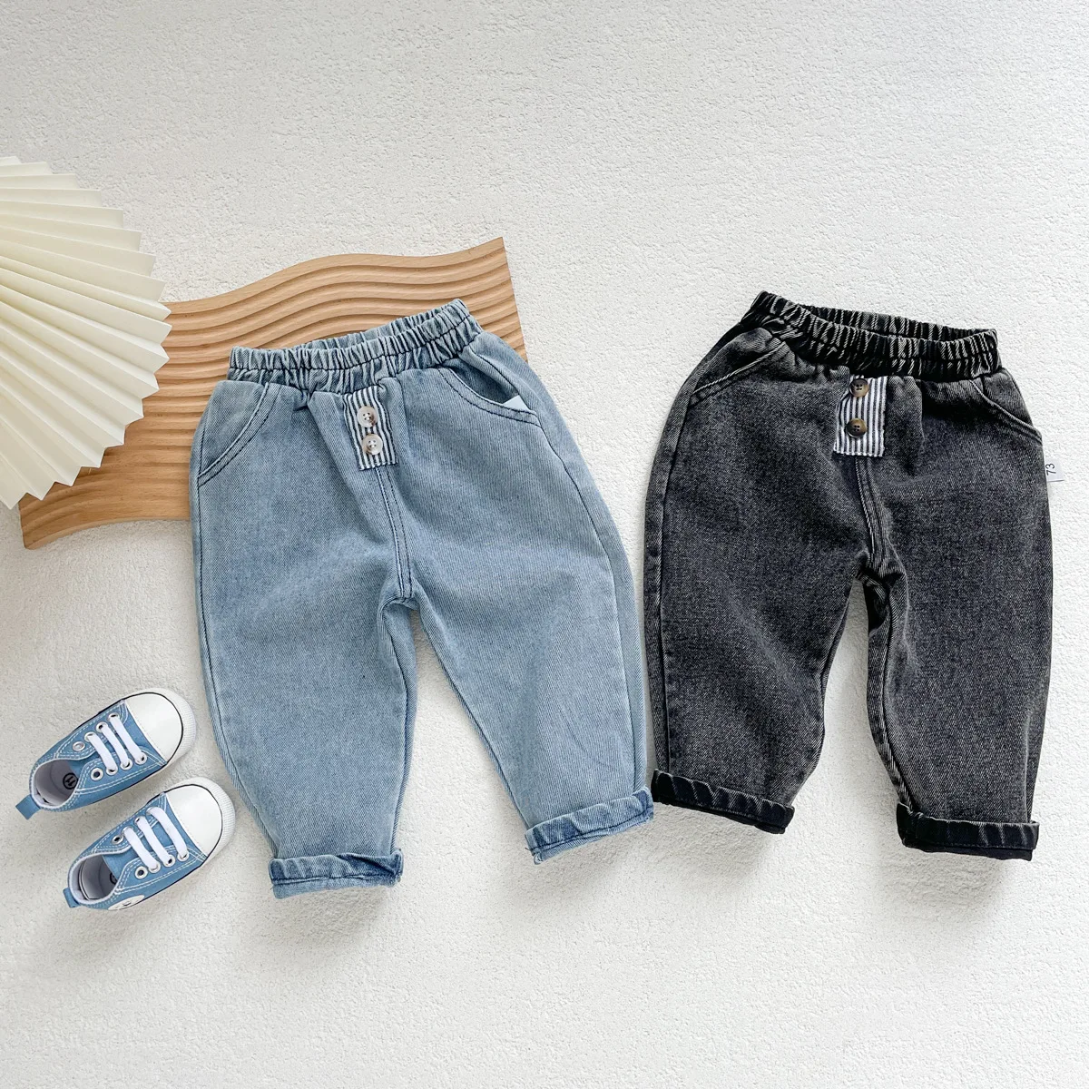 2025 Spring New Baby Girl Jeans Solid Infant Boys Casual Pants Toddler Soft Denim Trousers Children Harem Pants Kids Clothes
2025 Spring New Baby Girl Jeans Solid Infant Boys Casual Pants Toddler Soft Denim Trousers Children Harem Pants Kids Clothes