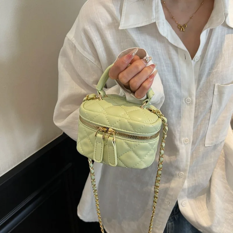 Small Fashion Handbag For Women PU Leather Crossbody Bag Stylish Shoulder Bag With Adjustable Strap
Small Fashion Handbag For Women PU Leather Crossbody Bag Stylish Shoulder Bag With Adjustable Strap