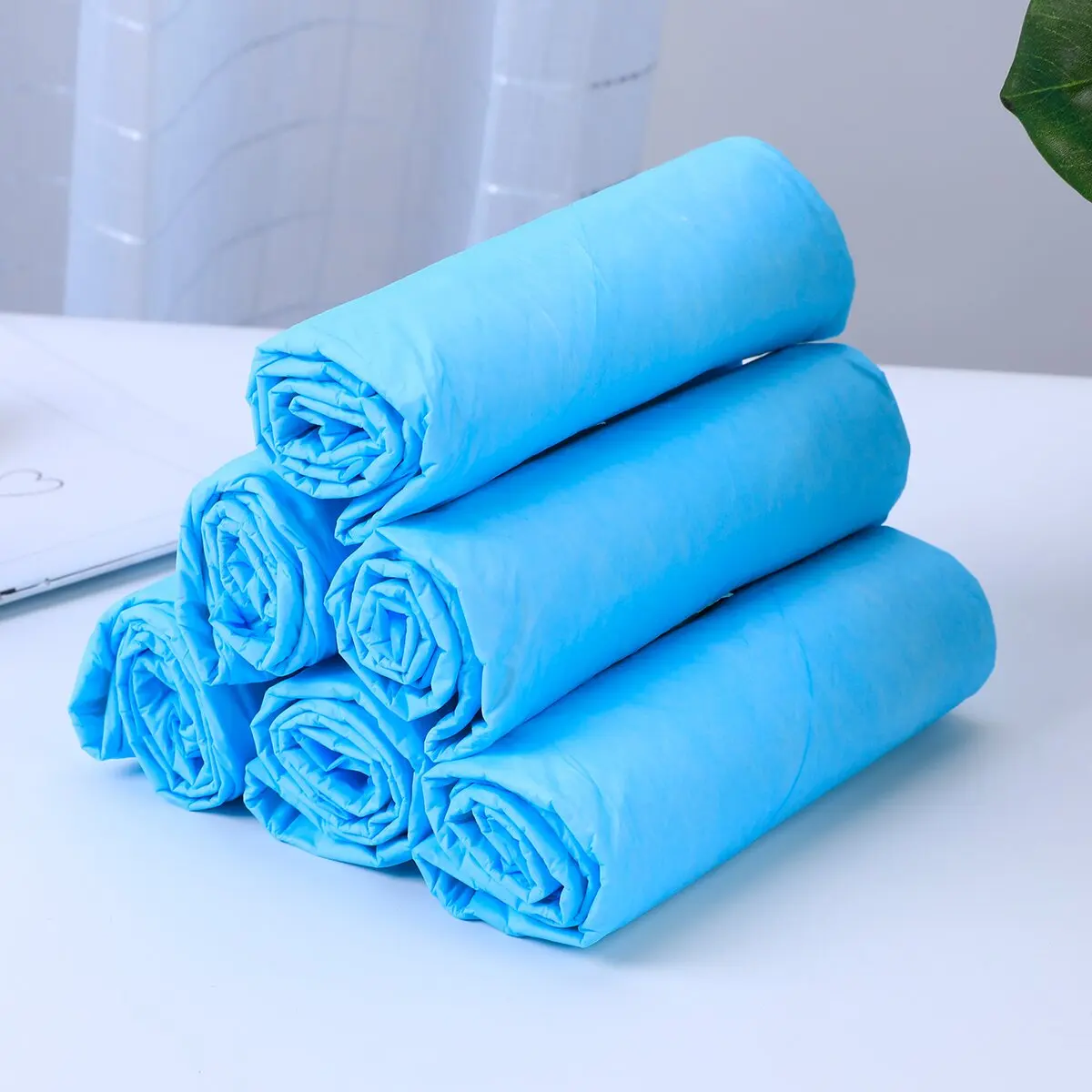 100Pcs Thickened Leak-Proof, Water-Absorbing and Water-Locking Home Training Dog Pee Pads with Soft Surface for Toilet Training Pets
100Pcs Thickened Leak-Proof, Water-Absorbing and Water-Locking Home Training Dog Pee Pads with Soft Surface for Toilet Training Pets