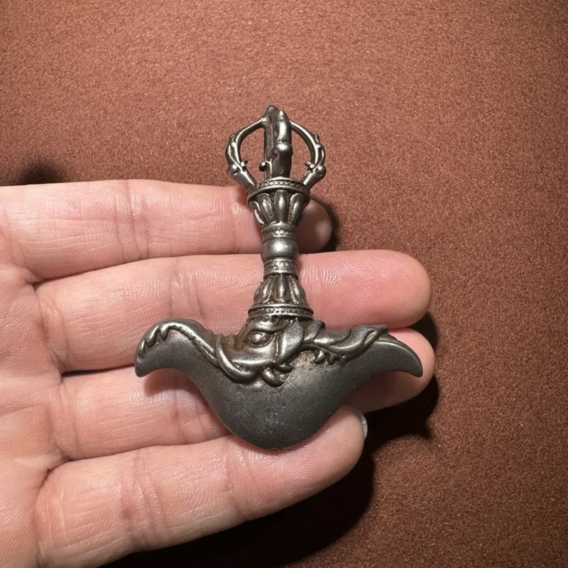 Tibetan Iron Vajra Handheld Artifact Handcrafted Iron Manjushri Sword Ornament Wisdom Manjushri Sword Tibetan Supplies
Tibetan Iron Vajra Handheld Artifact Handcrafted Iron Manjushri Sword Ornament Wisdom Manjushri Sword Tibetan Supplies