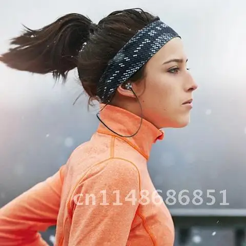 Bluetooth-совместимые с шейным ободом магнитные беспроводные наушники спортивные стереонаушники музыкальные металлические наушники с микрофоном для всех смартфонов
Bluetooth-совместимые с шейным ободом магнитные беспроводные наушники спортивные стереонаушники музыкальные металлические наушники с микрофоном для всех смартфонов