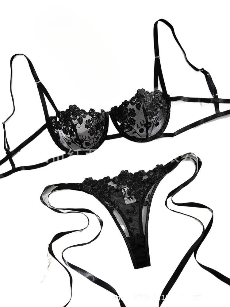 Bikini sexy lingerie set, uniform-style pure desire bra, lace push-up non-empty cup bra for women
Bikini sexy lingerie set, uniform-style pure desire bra, lace push-up non-empty cup bra for women