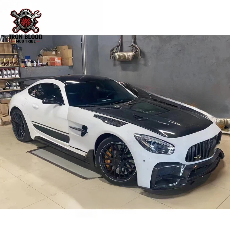 Suitable for Mercedes-Benz AMG GT carbon fiber fenders, two-door sports car PRO model modification, front fender accessories
Suitable for Mercedes-Benz AMG GT carbon fiber fenders, two-door sports car PRO model modification, front fender accessories
