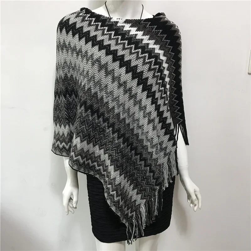 2025 Street Spring Autumn New Style Women Cloak Lady Knitting Poncho Cape Tassel Color Matching Striped Pullover Shawl Black
2025 Street Spring Autumn New Style Women Cloak Lady Knitting Poncho Cape Tassel Color Matching Striped Pullover Shawl Black