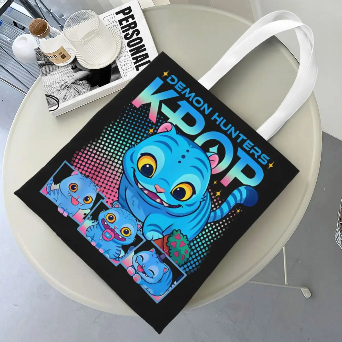 KPop Demon Hunters Huntrix Derpy Tiger Shopper Bag Shopping Bags Woman Streetwear Polyester Tote Bag Aesthetic Designer Handbags
KPop Demon Hunters Huntrix Derpy Tiger Shopper Bag Shopping Bags Woman Streetwear Polyester Tote Bag Aesthetic Designer Handbags