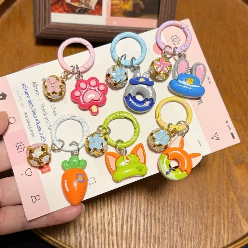 Сувениры Disney Zootopia: Брелоки-подвески в стиле Джуди и Ника, брелоки в стиле конфет, ремешки для телефона, парные аксессуары, милые праздничные подарки
Сувениры Disney Zootopia: Брелоки-подвески в стиле Джуди и Ника, брелоки в стиле конфет, ремешки для телефона, парные аксессуары, милые праздничные подарки