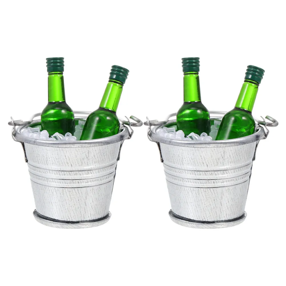 1Set Miniature Beer Bucket Set with Assorted Small Beer Bottles Metal Ice Bucket Crushed Ice Rocks Dollhouse Bar Scene
1Set Miniature Beer Bucket Set with Assorted Small Beer Bottles Metal Ice Bucket Crushed Ice Rocks Dollhouse Bar Scene