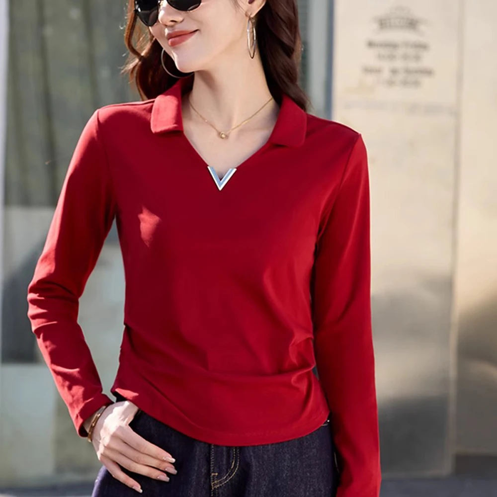 Korean version wine red long sleeved T-shirt for women in spring and autumn, new high-end fashion plus size lapel casual top
Korean version wine red long sleeved T-shirt for women in spring and autumn, new high-end fashion plus size lapel casual top