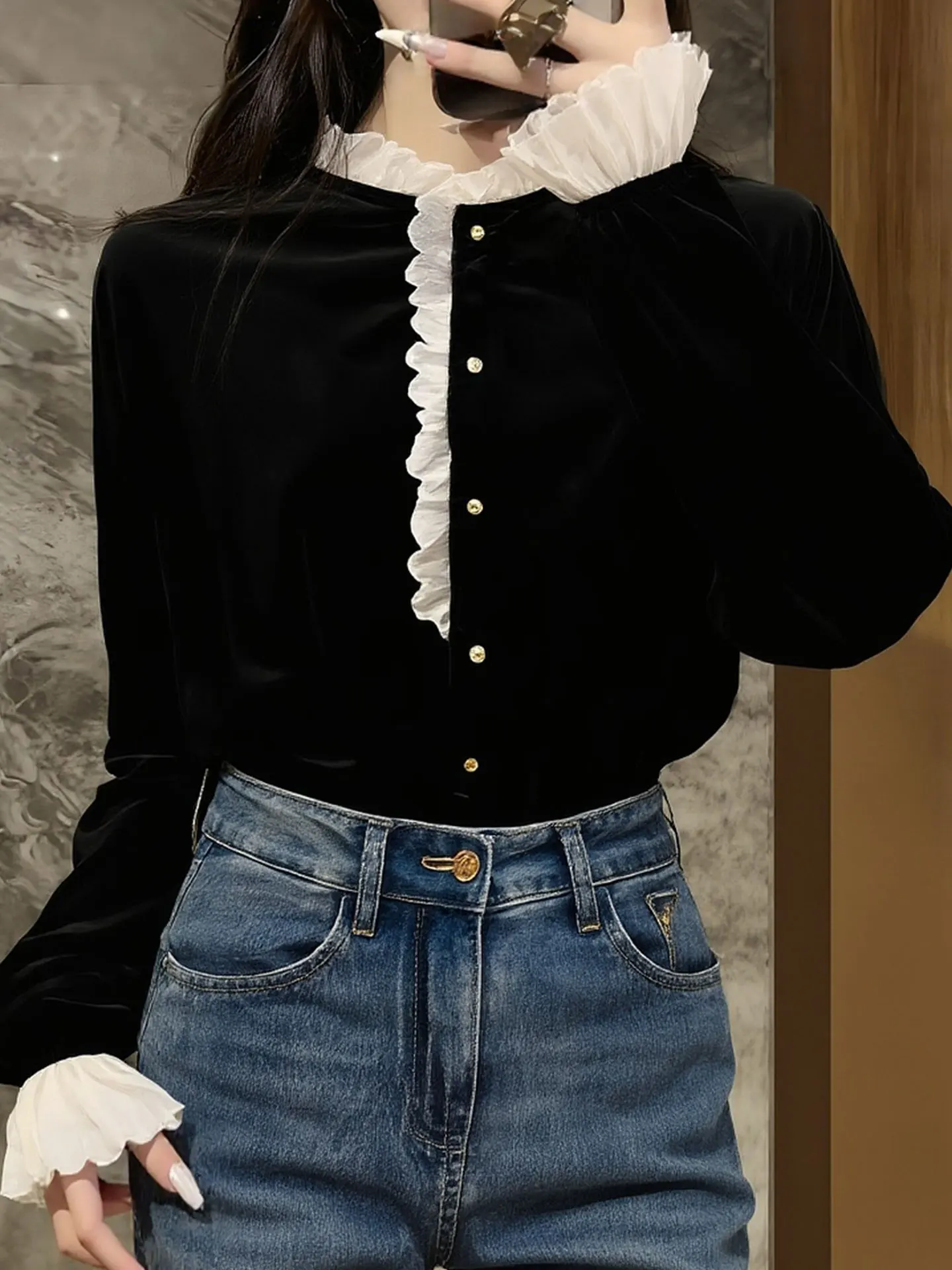 Ele Velvet Long Sve irt Faionable Trendy Top Korean Sle Straight Cut Silky Smooth Spring Collection Women's Faion
Ele Velvet Long Sve irt Faionable Trendy Top Korean Sle Straight Cut Silky Smooth Spring Collection Women's Faion