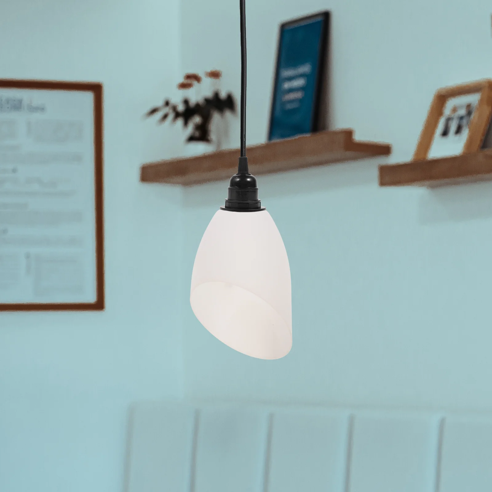 Пластиковый адаптер цоколя лампы E27/E26 4A 250 В, черный винтовой цоколь, держатель лампочки, сменный кулон, простая установка, подходит для абажура
Пластиковый адаптер цоколя лампы E27/E26 4A 250 В, черный винтовой цоколь, держатель лампочки, сменный кулон, простая установка, подходит для абажура