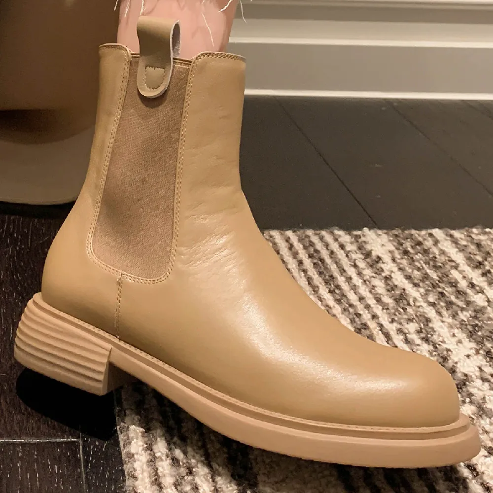 Women's genuine leather elastic fabric patchwork slip-on flats autumn chelsea boots round toe soft comfort casual short boots
Women's genuine leather elastic fabric patchwork slip-on flats autumn chelsea boots round toe soft comfort casual short boots