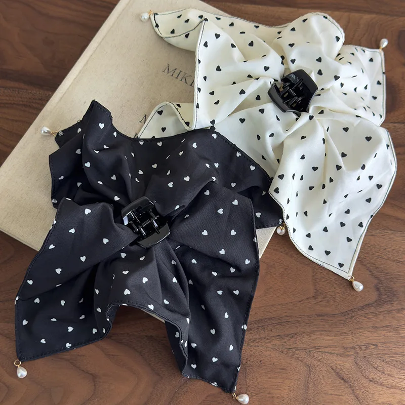 Heart-Print Polka Dot Beaded Hair Clip Large Ponytail Clip Elegant Back-of-the-Head Hair Accessory Half-Up Hairpiece
Heart-Print Polka Dot Beaded Hair Clip Large Ponytail Clip Elegant Back-of-the-Head Hair Accessory Half-Up Hairpiece