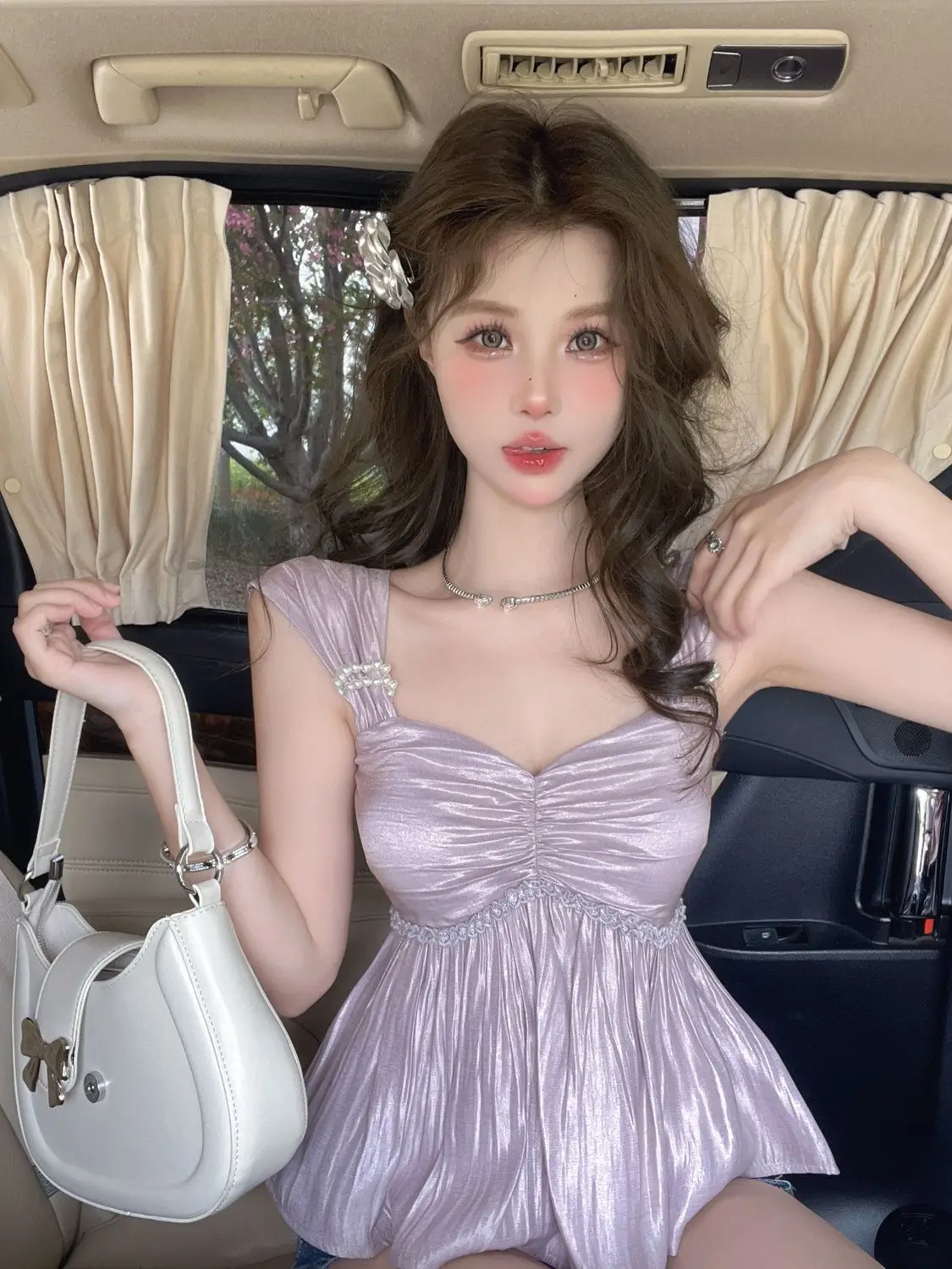 Korejpaa Sexy Top Elegant Gentle Waist Slimming Camisole Female Solid Spicy Girl Sleeveless Top Women Summer Short Chiffon Shirt
Korejpaa Sexy Top Elegant Gentle Waist Slimming Camisole Female Solid Spicy Girl Sleeveless Top Women Summer Short Chiffon Shirt