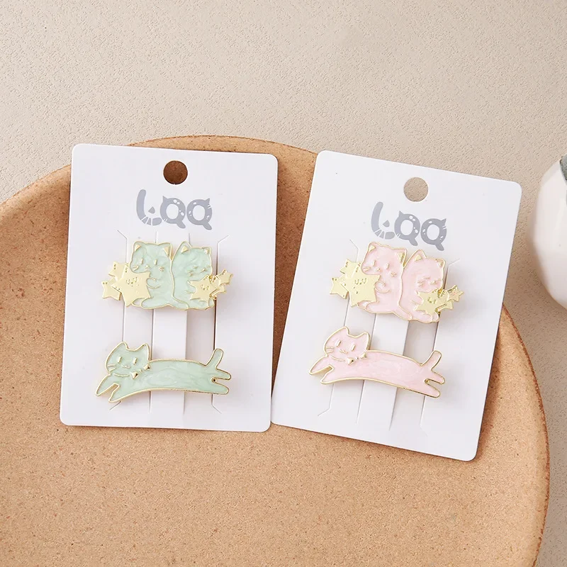 Metal Core Cartoon Starry Cat Side Bangs Clip Set for Girl Korean Sweet Soft Cherry Blossom Hair Accessories Premium Portable
Metal Core Cartoon Starry Cat Side Bangs Clip Set for Girl Korean Sweet Soft Cherry Blossom Hair Accessories Premium Portable
