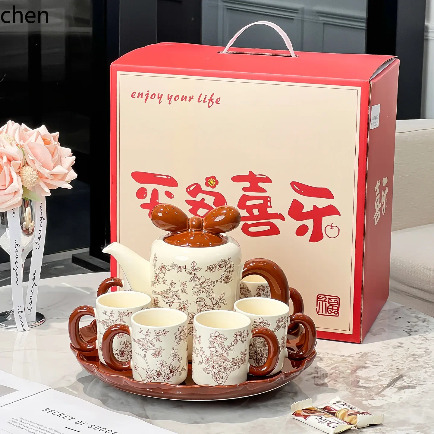 A8 teapot suit cup housewarming moving engagement wedding bridal dowry gift tea cup water cup tea set gift
A8 teapot suit cup housewarming moving engagement wedding bridal dowry gift tea cup water cup tea set gift