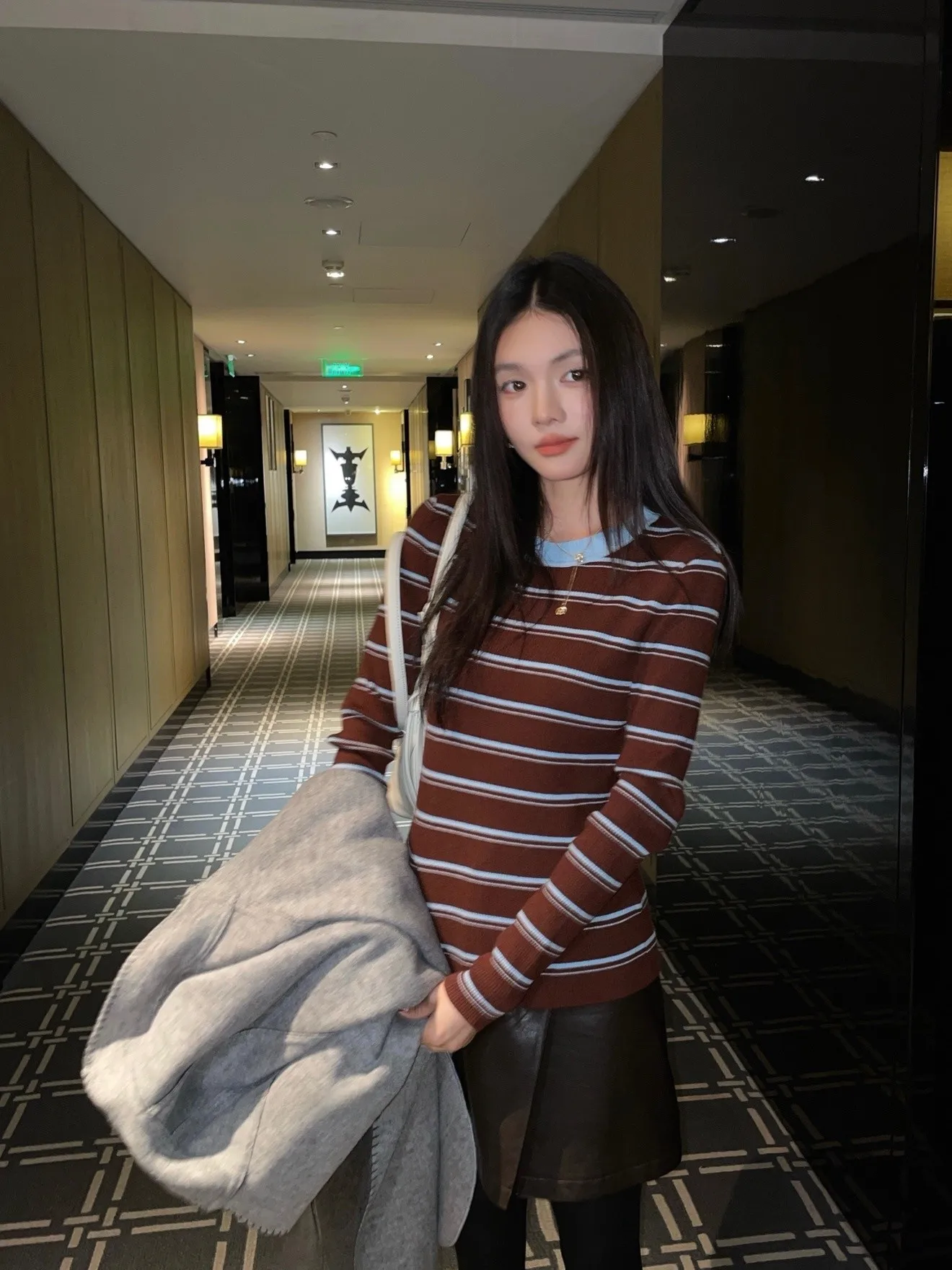 UKILAU Korean Style Casual Striped Long Sleeve Top Women's Inner Wear Slimming Effect Can Be Worn as an Undergarment Or Outer...
UKILAU Korean Style Casual Striped Long Sleeve Top Women's Inner Wear Slimming Effect Can Be Worn as an Undergarment Or Outer...