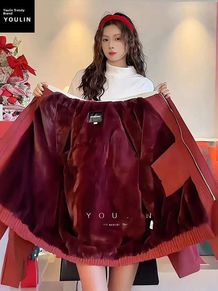 Thiened Red American Sle PU Leather Jaet Men's Cotton Workwear ort Zipper Collar Fce Lined Winter Outerwear
Thiened Red American Sle PU Leather Jaet Men's Cotton Workwear ort Zipper Collar Fce Lined Winter Outerwear