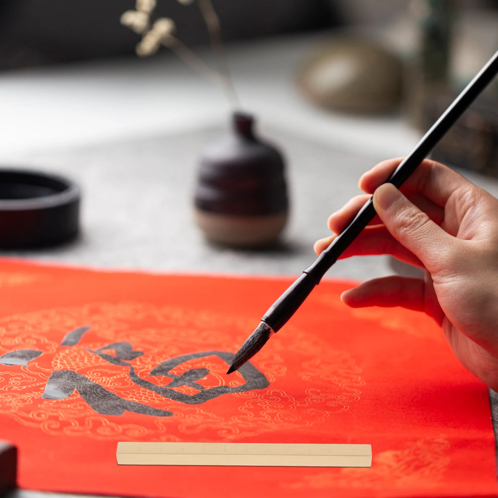 Copper Paperweight with Scale for Calligraphy Practice Heavy Duty Rectangular Desk Weight Traditional Writing Tool Pure Copper
Copper Paperweight with Scale for Calligraphy Practice Heavy Duty Rectangular Desk Weight Traditional Writing Tool Pure Copper