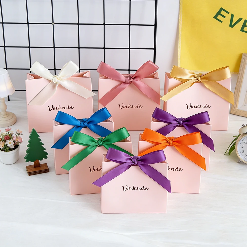 11.5x4.5x10cm Cute Foldable White Pink Paper Package Bags With Bow Ribbon Small Jewelry Gift Holder Bag Travel Organizer Boxes
11.5x4.5x10cm Cute Foldable White Pink Paper Package Bags With Bow Ribbon Small Jewelry Gift Holder Bag Travel Organizer Boxes