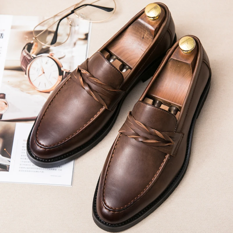 Trend Casual Business Leather Shoes Men High Quality Social Leather Loafers Men Classic Party Office Casual Men's Dress Shoes
Trend Casual Business Leather Shoes Men High Quality Social Leather Loafers Men Classic Party Office Casual Men's Dress Shoes