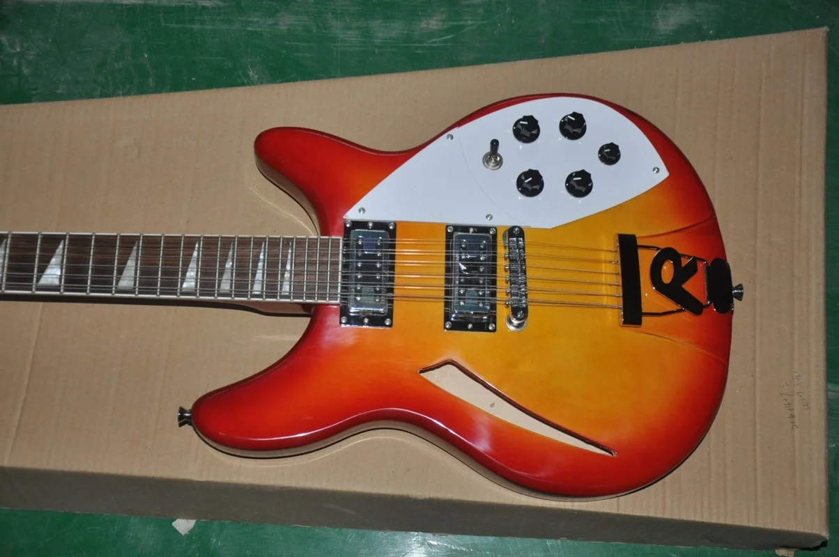 Индивидуальные 6-струнные электрогитары из фабрики доступны на складе в томатном цвете. Guitaras Electricas
Индивидуальные 6-струнные электрогитары из фабрики доступны на складе в томатном цвете. Guitaras Electricas