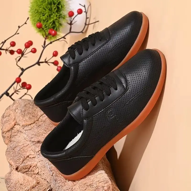 Summer Hole Tai Chi shoes Mens Womens Designer Martial arts shoes Unisex Comfortable KungFu Shoes Couples Gym Shoe
Summer Hole Tai Chi shoes Mens Womens Designer Martial arts shoes Unisex Comfortable KungFu Shoes Couples Gym Shoe