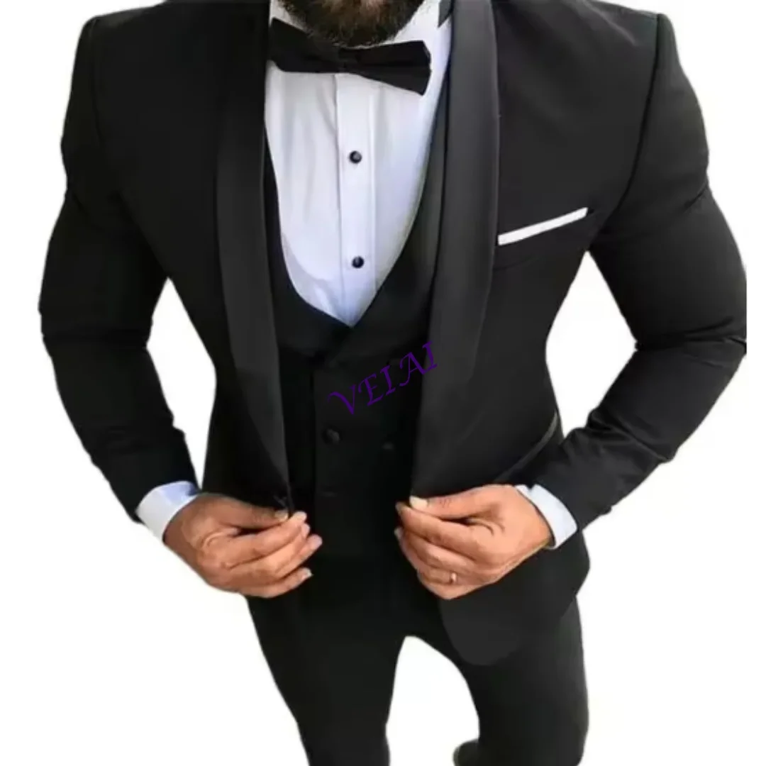 Индивидуальный пошив: Элегантный мужской деловой костюм-тройка (пиджак, брюки, жилет) с лацканами-шалью, однобортный, класса люкс
Индивидуальный пошив: Элегантный мужской деловой костюм-тройка (пиджак, брюки, жилет) с лацканами-шалью, однобортный, класса люкс