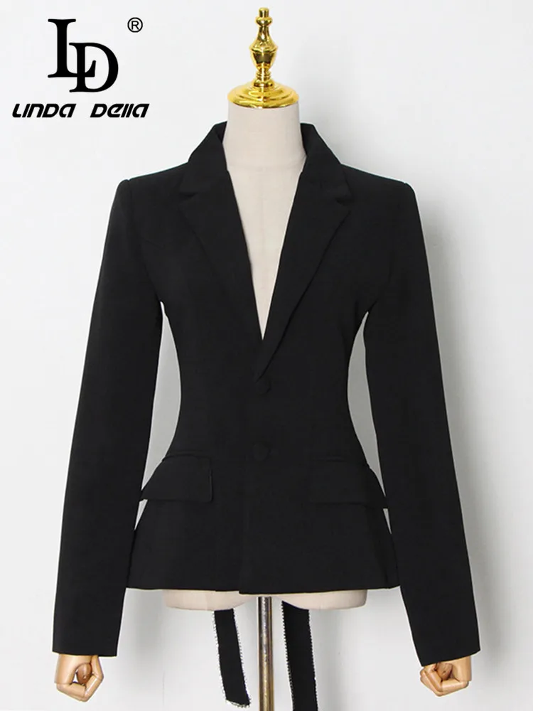 LD LINDA DELLA 2024 Autumn Runway Vintage Coat Women Black Deep V-neck Multi-pocket Back hollowing Bow Nail Bead Frenum Coat
LD LINDA DELLA 2024 Autumn Runway Vintage Coat Women Black Deep V-neck Multi-pocket Back hollowing Bow Nail Bead Frenum Coat