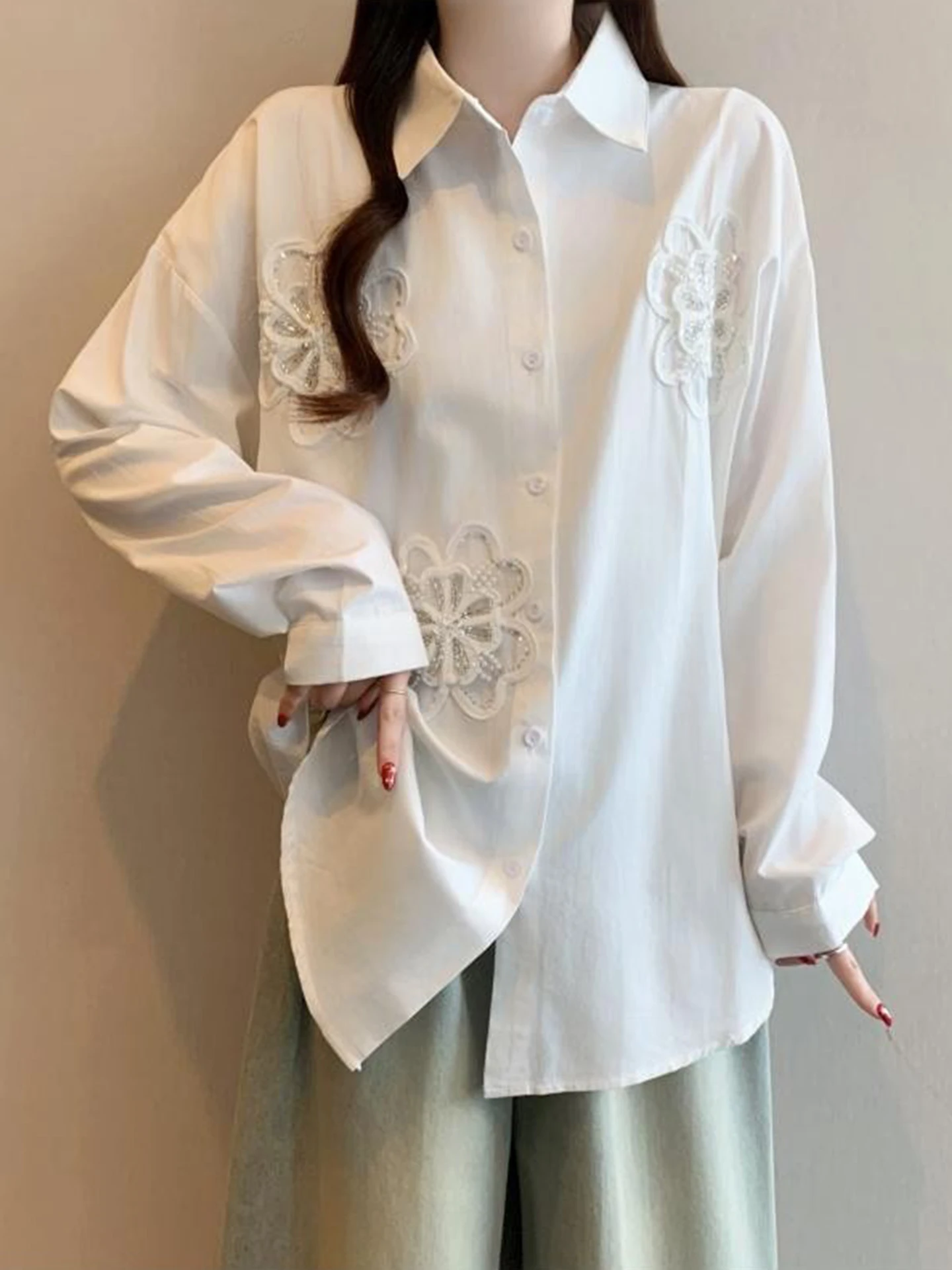 Ele Embroidered White irt Women's Loose Fit Long Sve Mid-Length Floral Design Commute Sle Korean Version Collar
Ele Embroidered White irt Women's Loose Fit Long Sve Mid-Length Floral Design Commute Sle Korean Version Collar