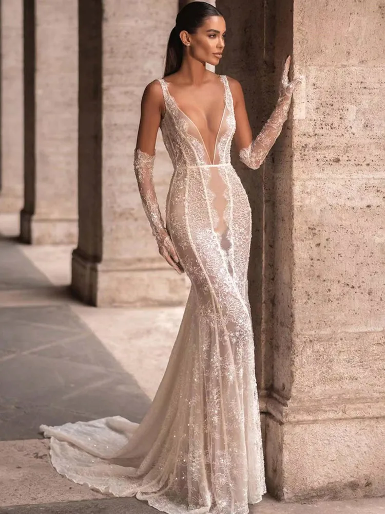 Women Luxury Sexy Sleeveless Mesh Pearl Beading Lace Gloves Maxi Long Gowns Dress Elegant Celebrity Evening Party Club Dress
Women Luxury Sexy Sleeveless Mesh Pearl Beading Lace Gloves Maxi Long Gowns Dress Elegant Celebrity Evening Party Club Dress