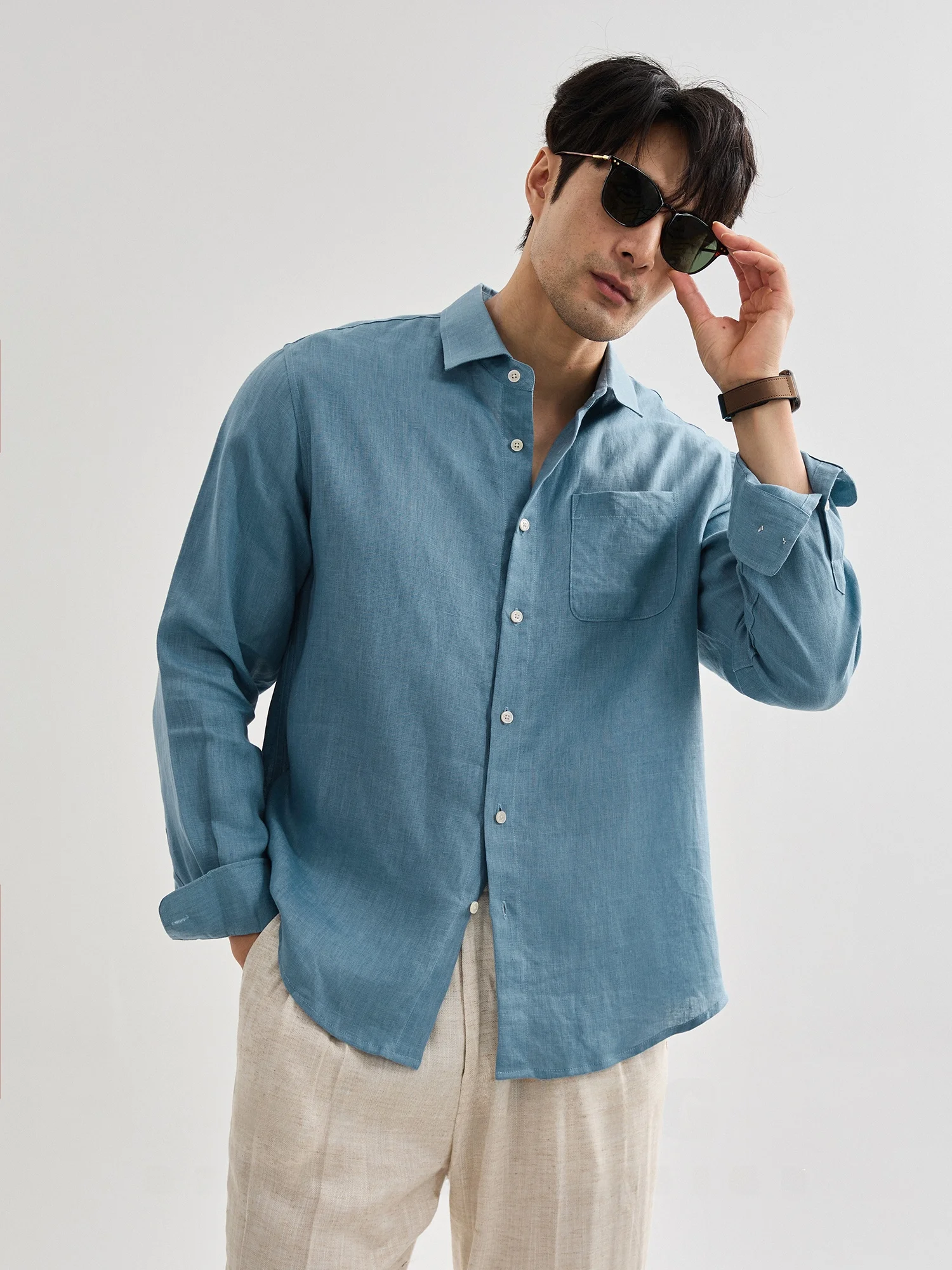 Men's Linen Shirt Long Sleeve Breathable Casual Blue High End Spring Summer Commuting Shirt Standard Fit Business Gentleman S...
Men's Linen Shirt Long Sleeve Breathable Casual Blue High End Spring Summer Commuting Shirt Standard Fit Business Gentleman S...