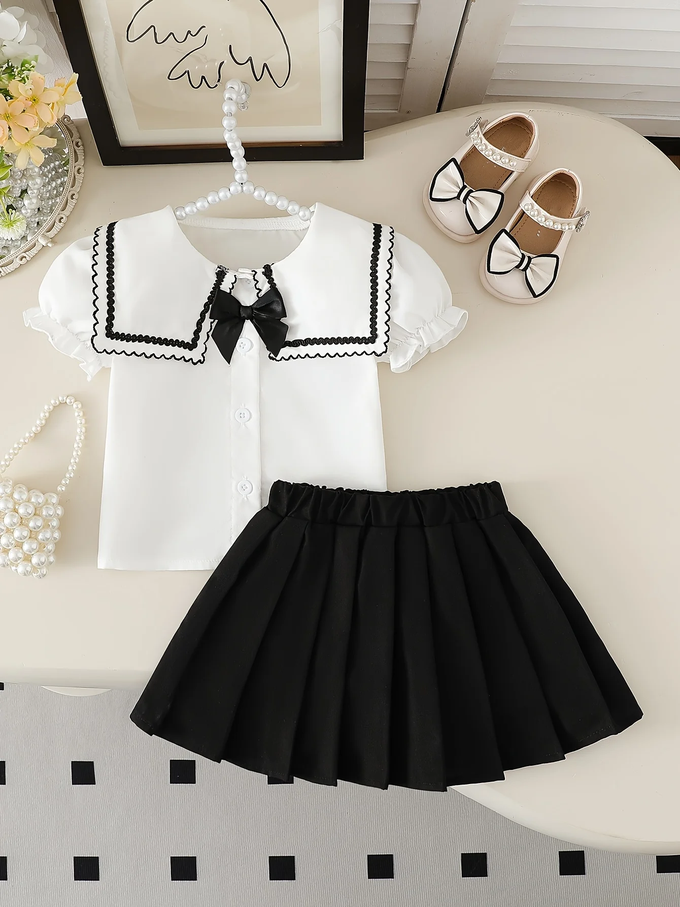 Летний комплект для девочки в стиле преппи — футболка с воротником и юбка, 2 предмета, для школы/на каждый день/подарок на День святого Валентина/день рождения
Летний комплект для девочки в стиле преппи — футболка с воротником и юбка, 2 предмета, для школы/на каждый день/подарок на День святого Валентина/день рождения