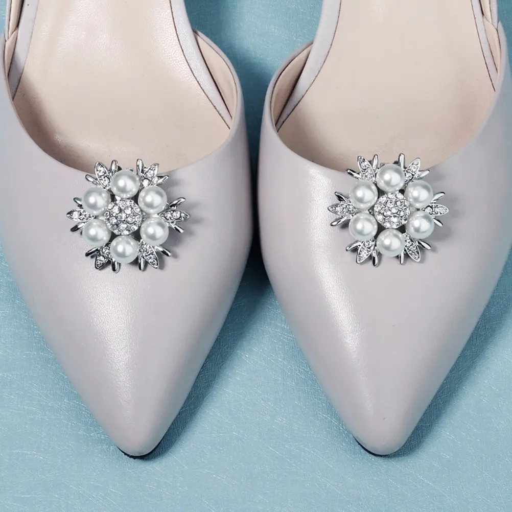 1Pair Rhinestone Pearl Shoe Buckles Shoes Decorative Clips DIY Detachable Elegant Buckles for High Heels Party Street
1Pair Rhinestone Pearl Shoe Buckles Shoes Decorative Clips DIY Detachable Elegant Buckles for High Heels Party Street