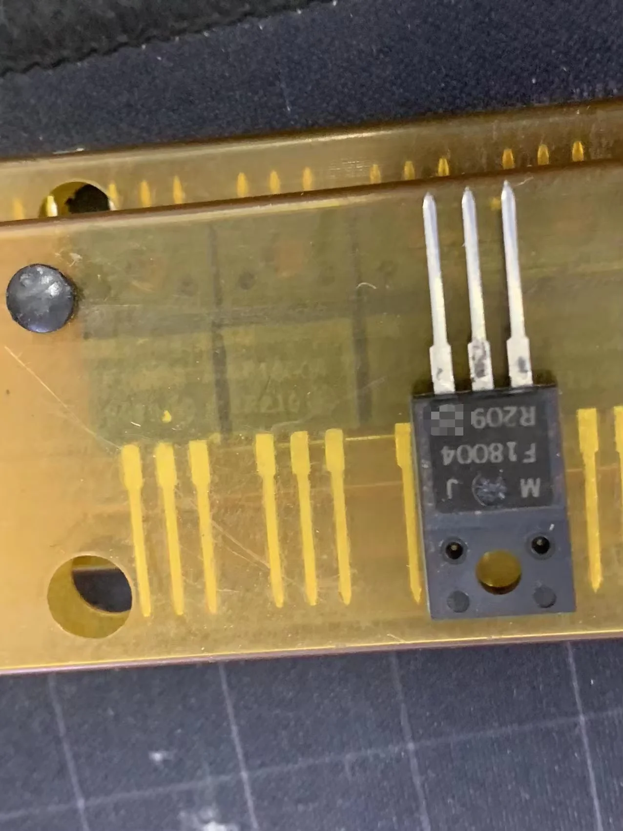 F18004 (1pcs)Electronic Component Chip IC Integrated Circuit Spot
F18004 (1pcs)Electronic Component Chip IC Integrated Circuit Spot