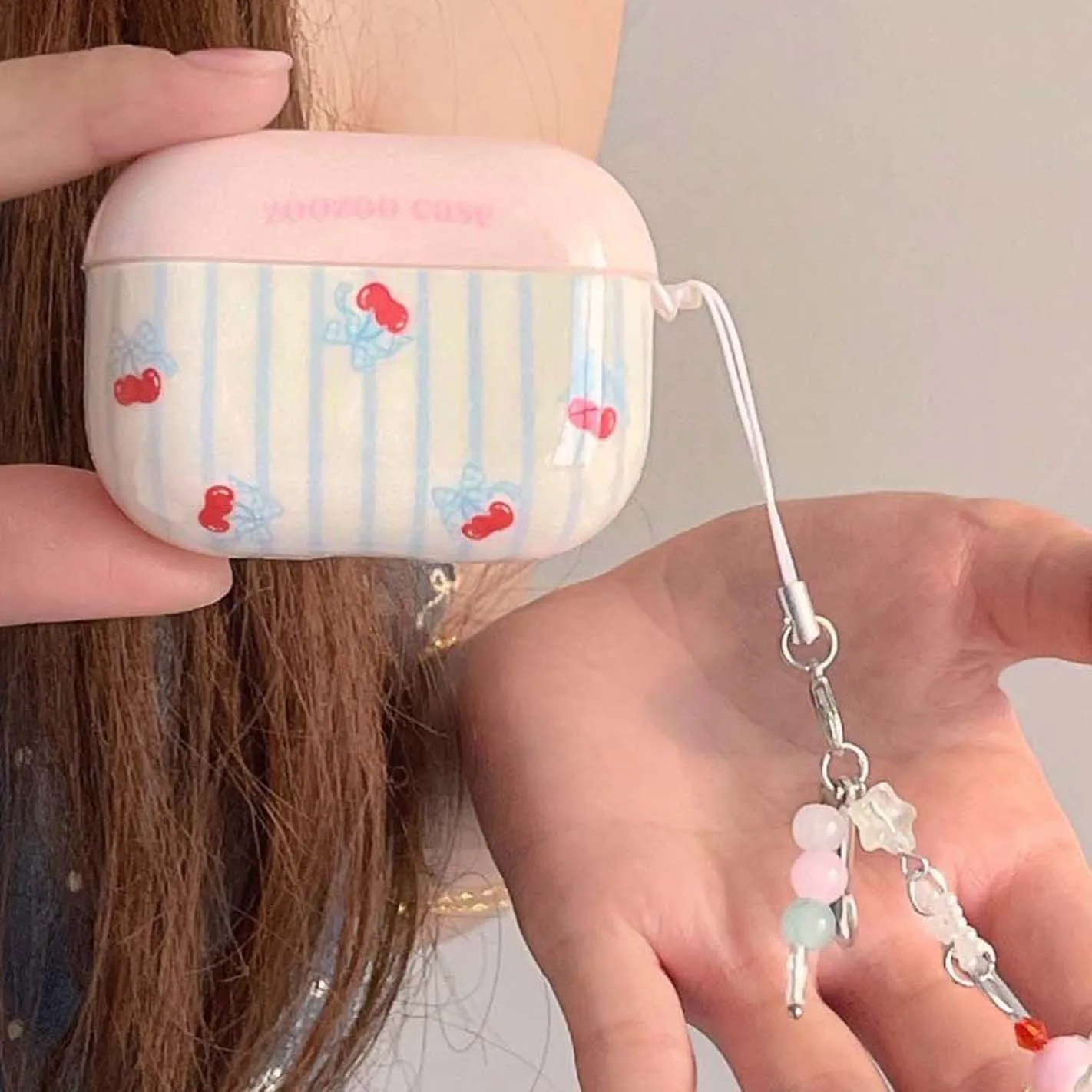 Классные Наушники imd Для apple airpods 3 pro 2nd 2 1, беспроводная bluetooth гарнитура, чехол с подвеской в виде цветка вишни, зарядное устройство
Классные Наушники imd Для apple airpods 3 pro 2nd 2 1, беспроводная bluetooth гарнитура, чехол с подвеской в виде цветка вишни, зарядное устройство
