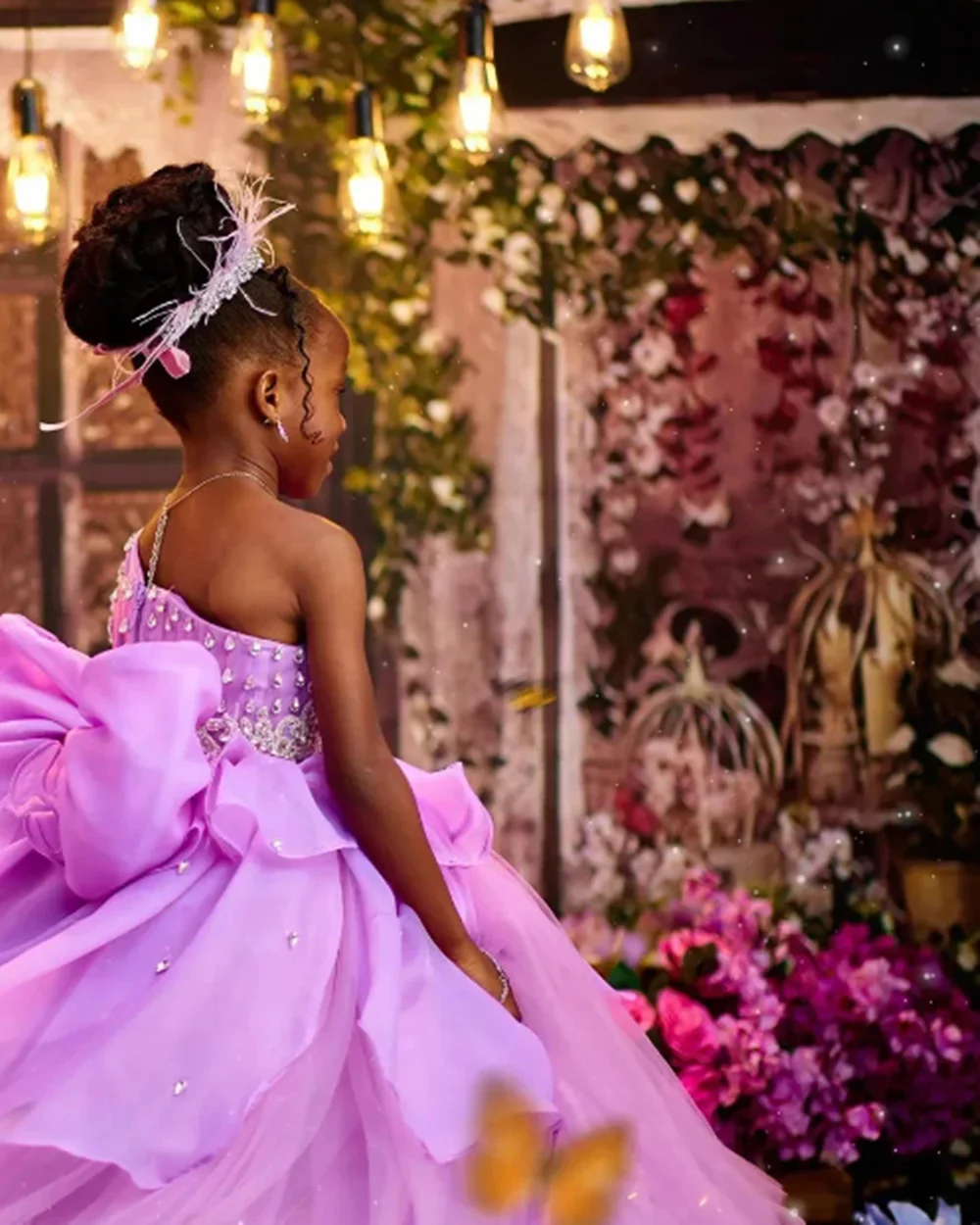 Customized Purple Flower Girl Dresses For Wedding Appliques One Shoulder With Bow Kids Birthday Party First Communion Ball Gown
Customized Purple Flower Girl Dresses For Wedding Appliques One Shoulder With Bow Kids Birthday Party First Communion Ball Gown