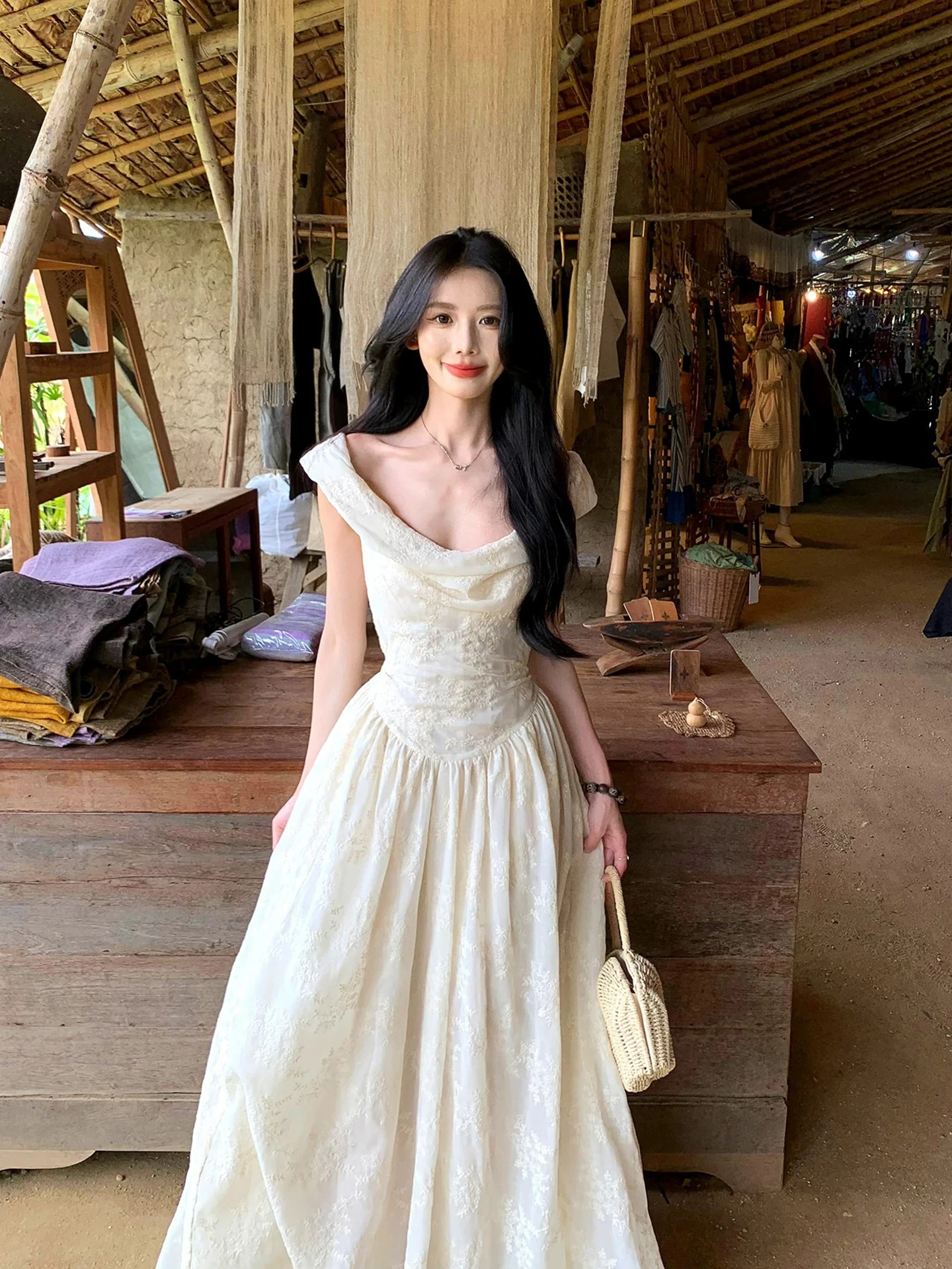 Elegant Embroidered Holiday Style Women's Dress Slimming Fairy Long Skirt Strapless A-Line Gown for Summer 2026 Casual Wear
Elegant Embroidered Holiday Style Women's Dress Slimming Fairy Long Skirt Strapless A-Line Gown for Summer 2026 Casual Wear