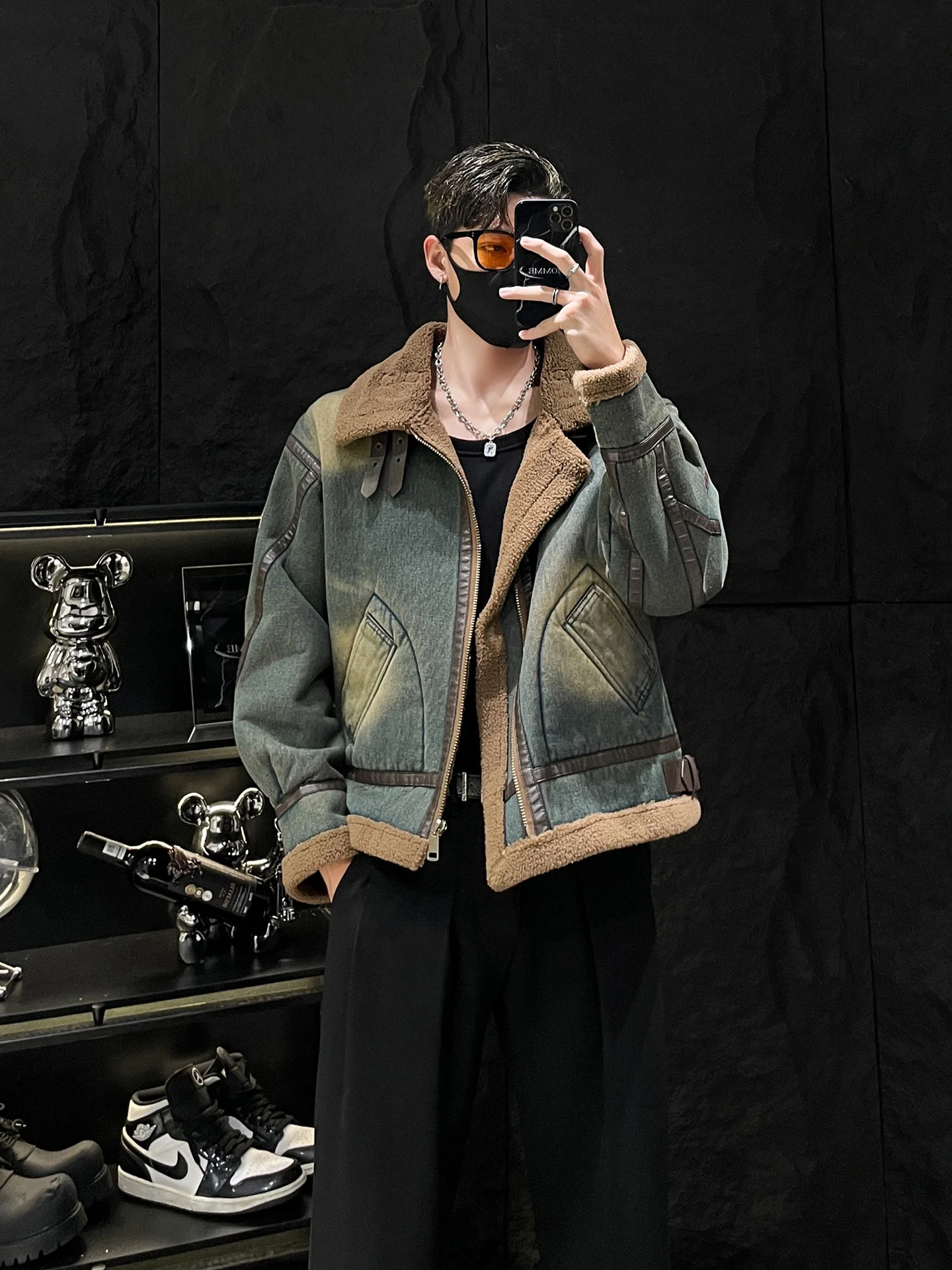 Мужская верхняя одежда из меха Jaet в стиле ретро, теплая верхняя одежда из натуральной кожи, молодежная модная свободная посадка, длинная застежка-молния
Мужская верхняя одежда из меха Jaet в стиле ретро, теплая верхняя одежда из натуральной кожи, молодежная модная свободная посадка, длинная застежка-молния