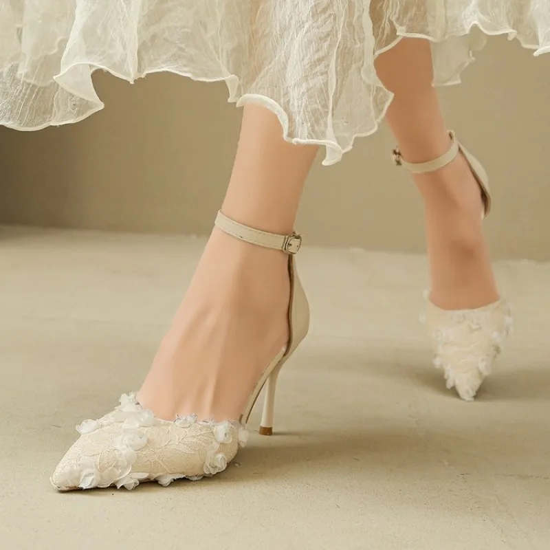 2026 New Wedding Bride High Heels Shoes Female Party Mules Elegant Women Pumps Shoes Sexy Dress Shoes
2026 New Wedding Bride High Heels Shoes Female Party Mules Elegant Women Pumps Shoes Sexy Dress Shoes