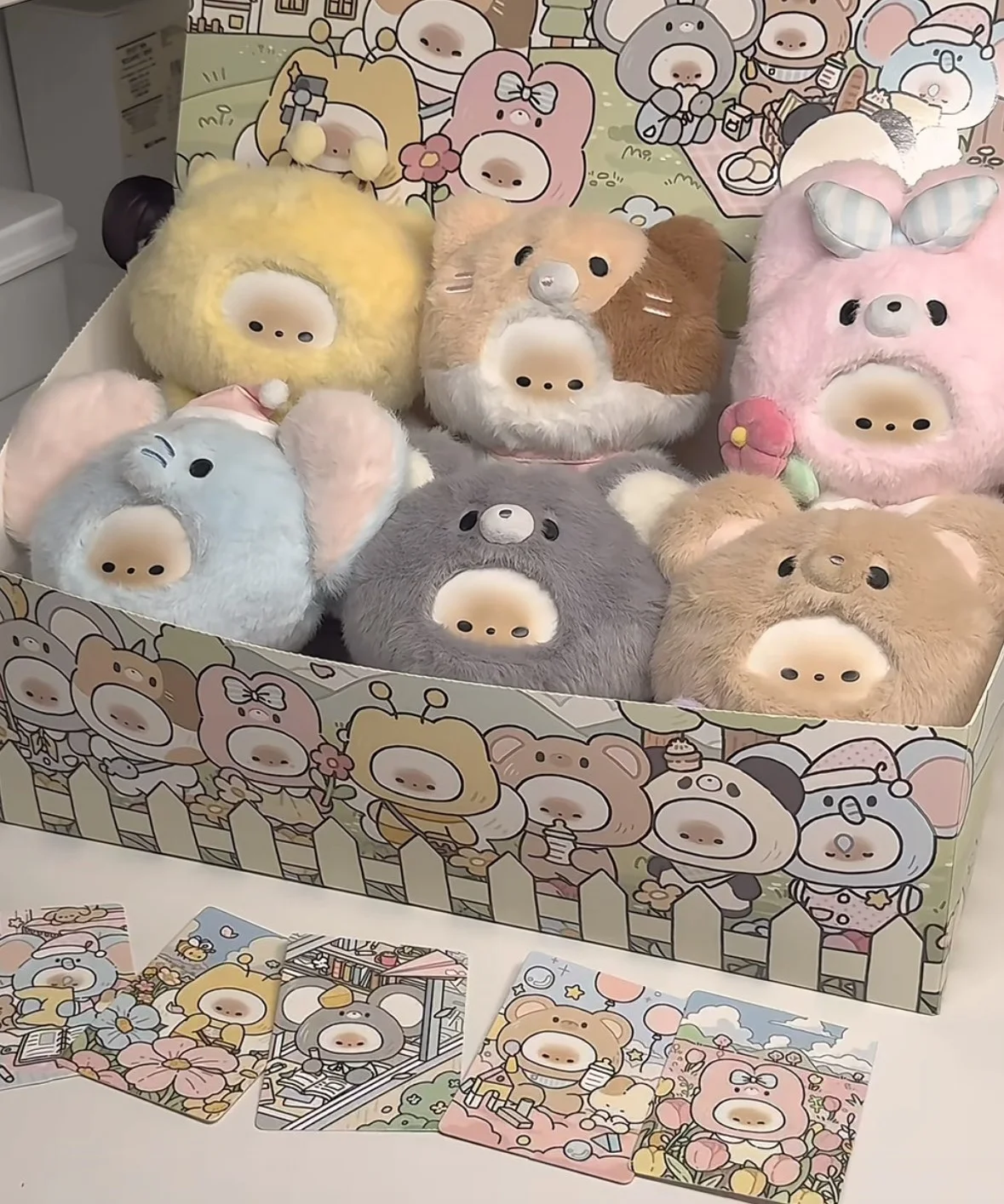 In Spot Genuine Pupuhome Animal Town Seise слепая коробка модная изысканная милая забавная коллекция сумка декор кулон игрушка Рождественский подарок
In Spot Genuine Pupuhome Animal Town Seise слепая коробка модная изысканная милая забавная коллекция сумка декор кулон игрушка Рождественский подарок