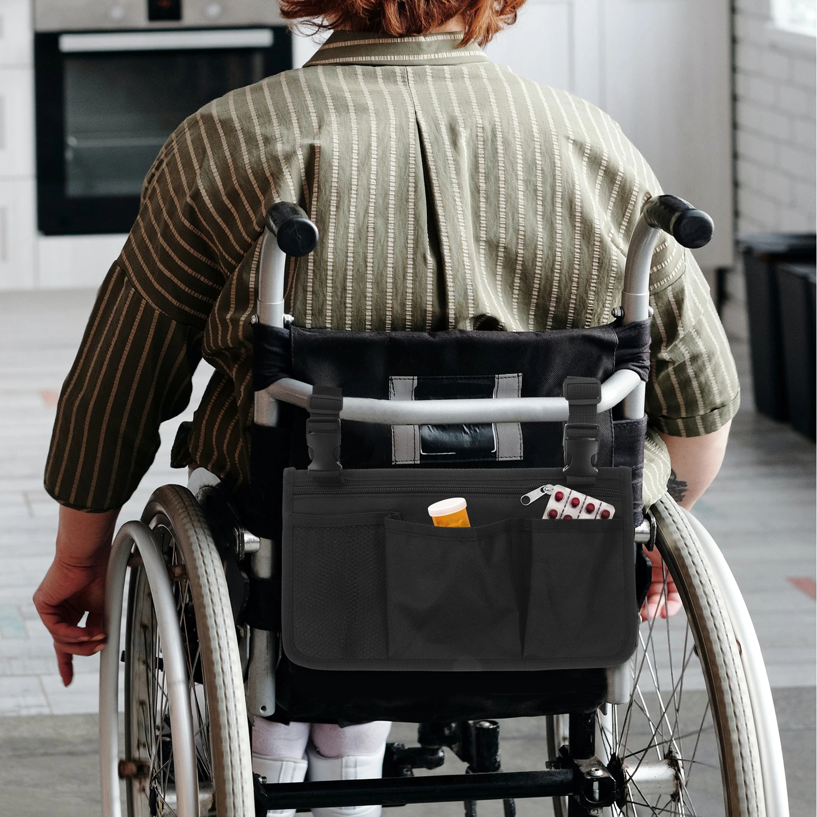 Large Capacity Wheelchair Bag Side Mounted Storage Pouch Oxford Fabric Portable Hanging Pouch for Medication Glasses Wallet
Large Capacity Wheelchair Bag Side Mounted Storage Pouch Oxford Fabric Portable Hanging Pouch for Medication Glasses Wallet