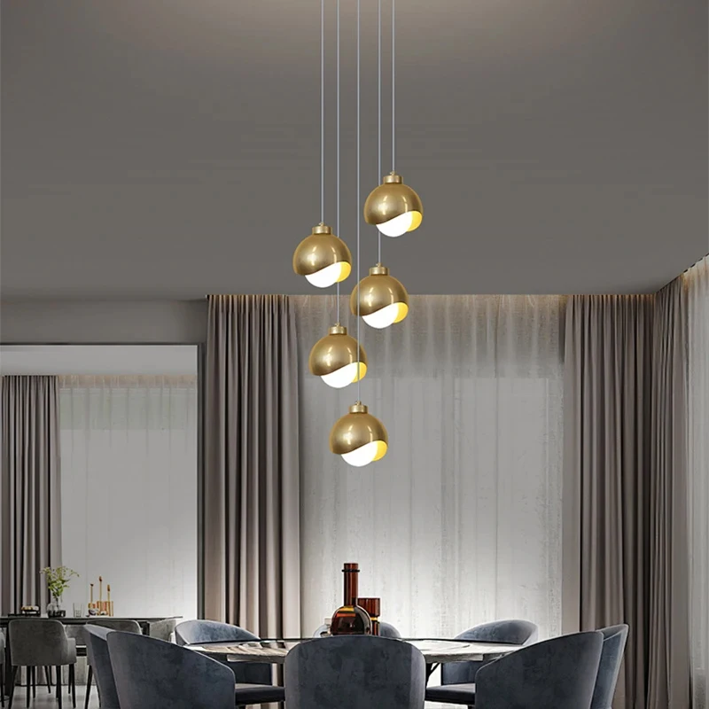 Двухголовочный длинный подвесной светильник золотого цвета для спальни, хрустальная люстра для изголовья кровати, роскошный современный минималистичный светодиодный светильник
Двухголовочный длинный подвесной светильник золотого цвета для спальни, хрустальная люстра для изголовья кровати, роскошный современный минималистичный светодиодный светильник