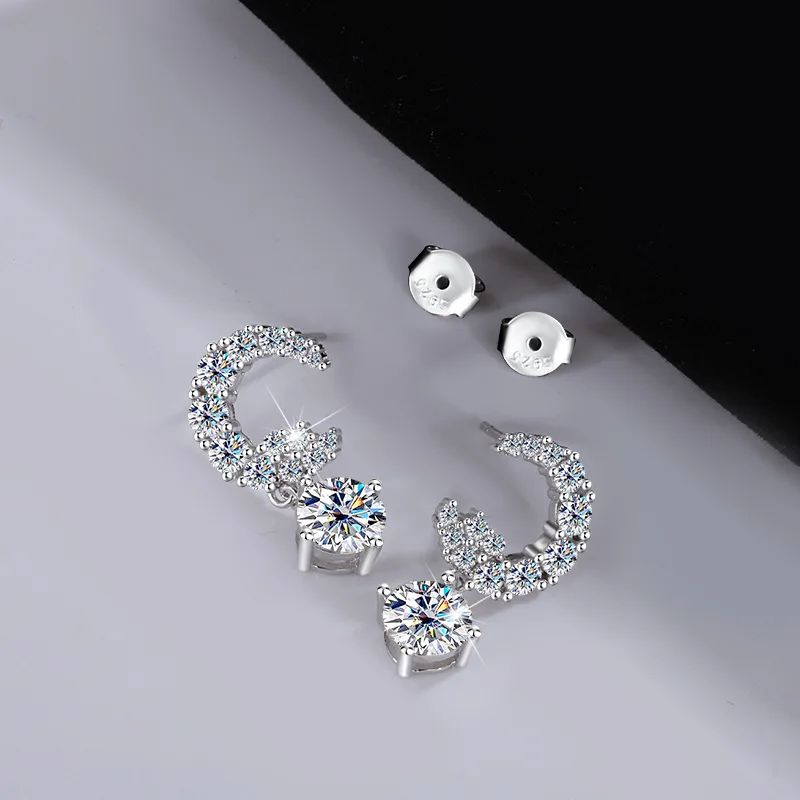 High-quality Silver Moissanite Small Moon Earrings, Simple Stud Earrings, Diamond-encrusted Light Luxury Earrings
High-quality Silver Moissanite Small Moon Earrings, Simple Stud Earrings, Diamond-encrusted Light Luxury Earrings