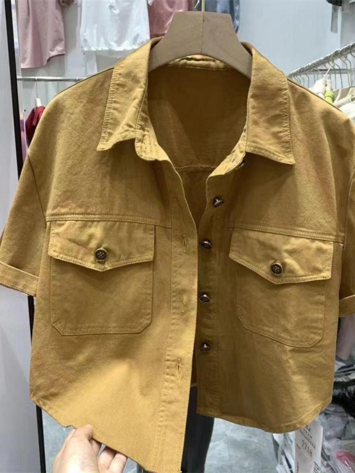 American European Sle Pure Color Loose ort Sve irt Collar Jaet Women Summer New Version Small Size Top Polyester F...
American European Sle Pure Color Loose ort Sve irt Collar Jaet Women Summer New Version Small Size Top Polyester F...