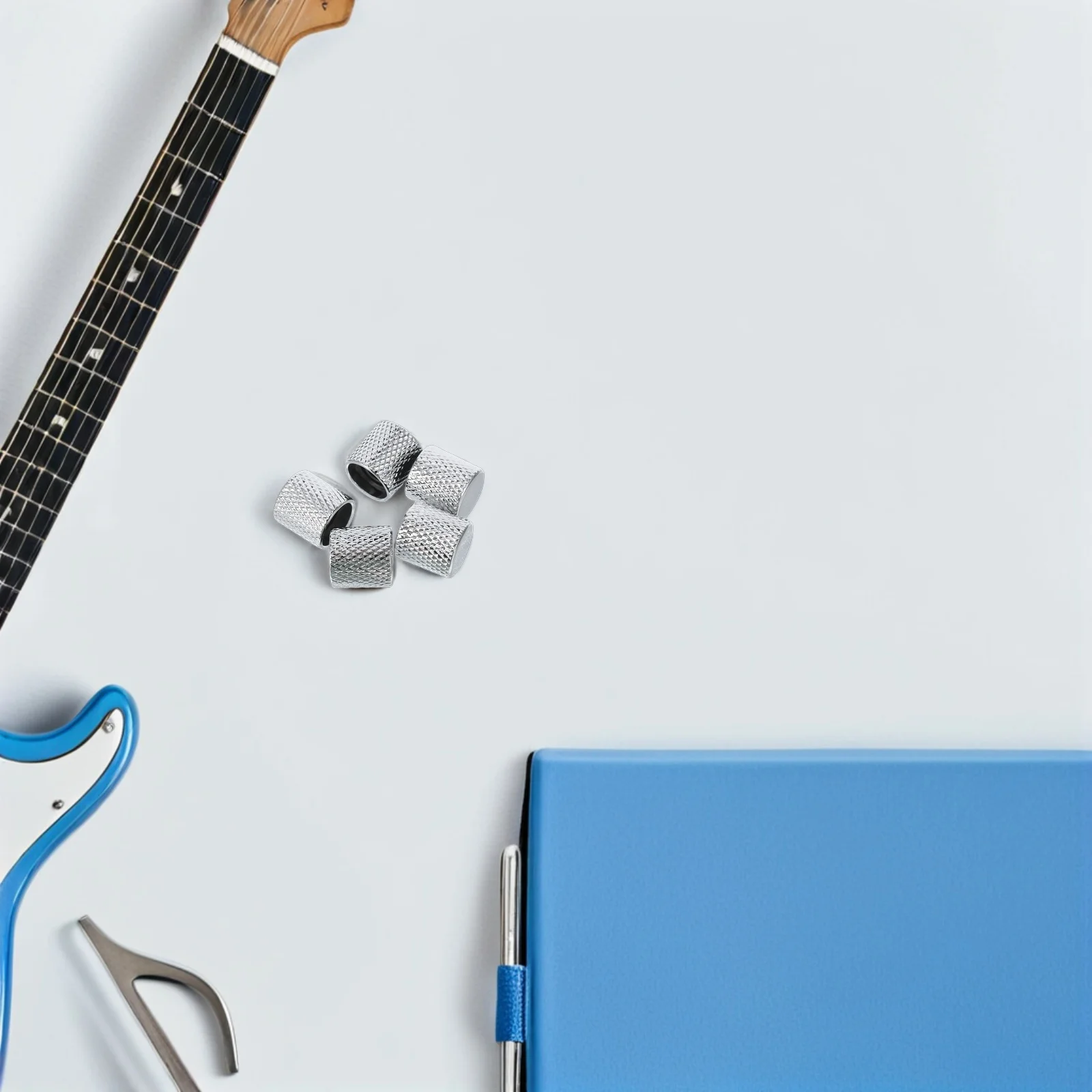 5Pcs Guitar Volume Knobs Metal Flat Knobs Precision Tone Volume for Electric Guitars Basses Replacement Knob Caps
5Pcs Guitar Volume Knobs Metal Flat Knobs Precision Tone Volume for Electric Guitars Basses Replacement Knob Caps