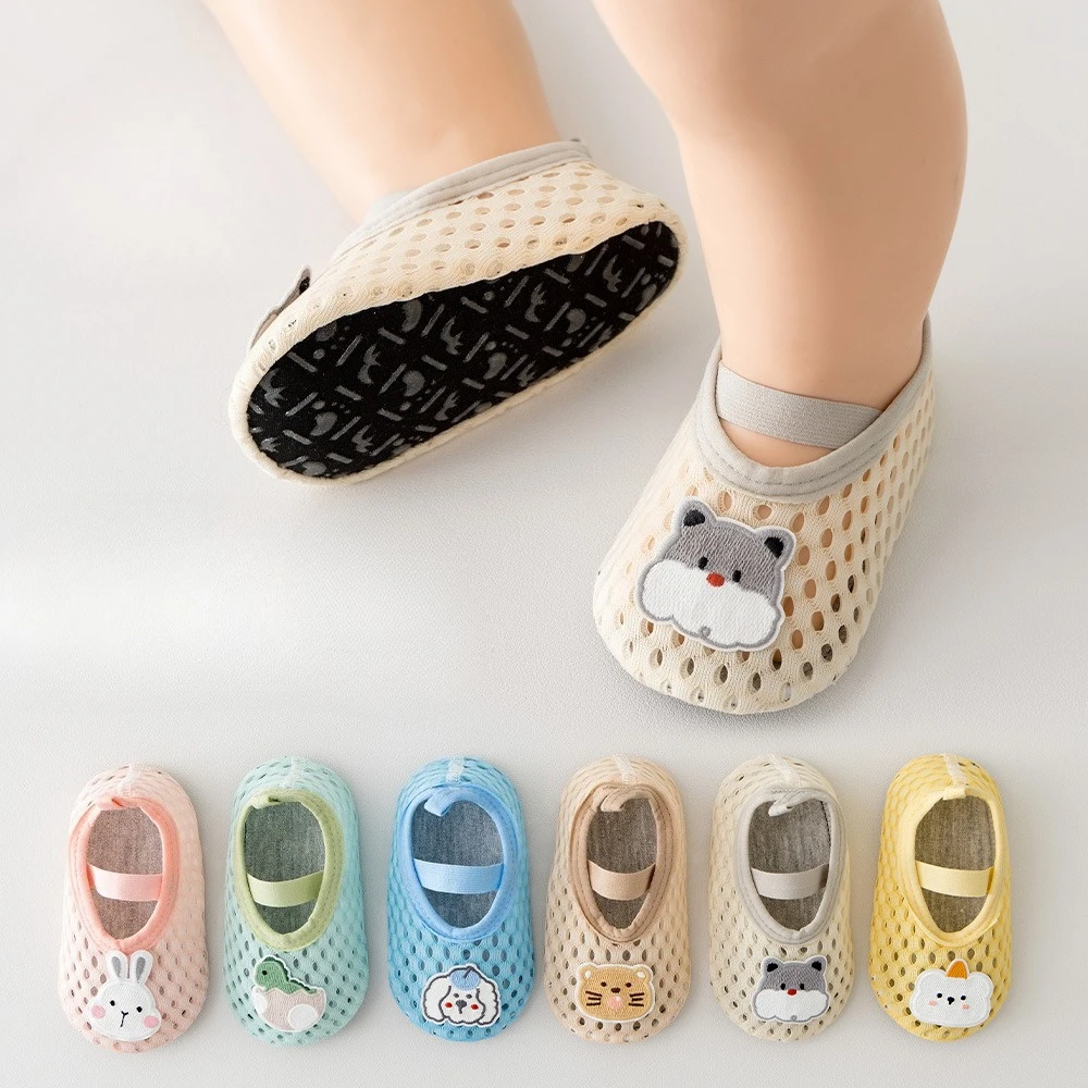 Детские носки-тапочки с мультяшным рисунком для новорожденных, весенне-летние, с мягкой подошвой, противоскользящие, для малышей, для мальчиков и девочек, первые шаги
Детские носки-тапочки с мультяшным рисунком для новорожденных, весенне-летние, с мягкой подошвой, противоскользящие, для малышей, для мальчиков и девочек, первые шаги