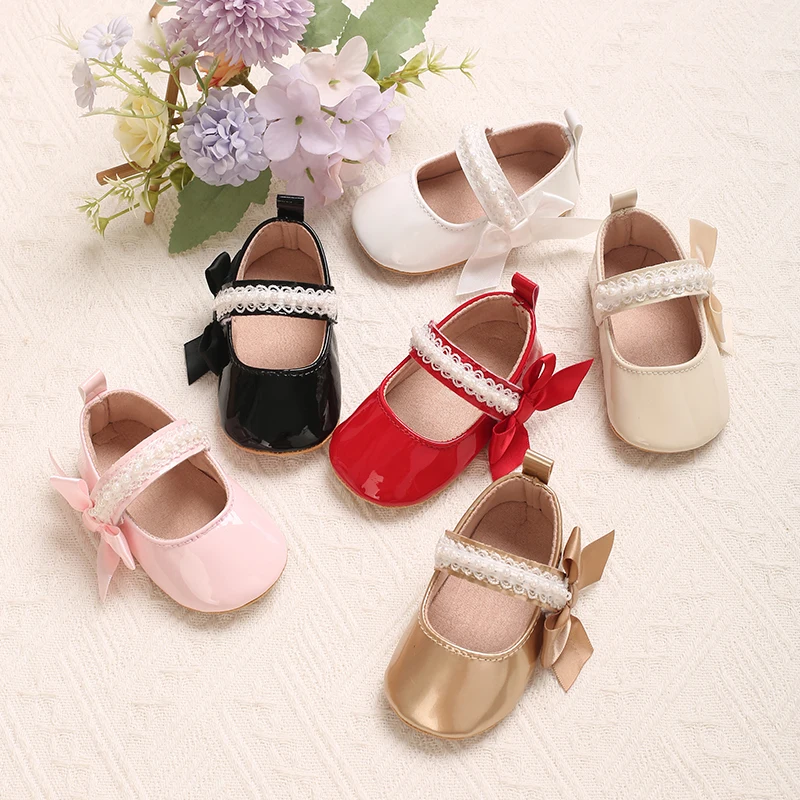 Sweet 0-18M Baby Girl Leather Shoes Spring and Autumn New Fashionable Versatile Princess Shoes Rubber Bottom Anti slip Princess
Sweet 0-18M Baby Girl Leather Shoes Spring and Autumn New Fashionable Versatile Princess Shoes Rubber Bottom Anti slip Princess