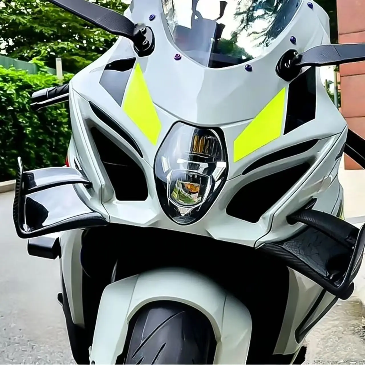 Suitable for Suzuki GSX-R1000R (2017 - 2023) carbon fiber fixed airfoil, new ultra-light diffuser side wing accessory
Suitable for Suzuki GSX-R1000R (2017 - 2023) carbon fiber fixed airfoil, new ultra-light diffuser side wing accessory