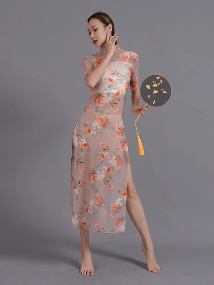 Flowers Chinese Folk Dance Latin Women Modern Dress Classic Costume Jazz Middle Sleeves Competition Stage Mesh Cheongsam
Flowers Chinese Folk Dance Latin Women Modern Dress Classic Costume Jazz Middle Sleeves Competition Stage Mesh Cheongsam